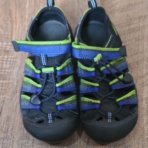 Kids Keen Black and Green Sandals
